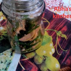 A picture of Instant chilli ginger pickle.