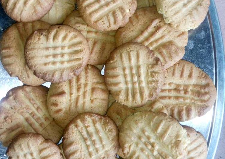Peanut butter and lemon rinds cookies