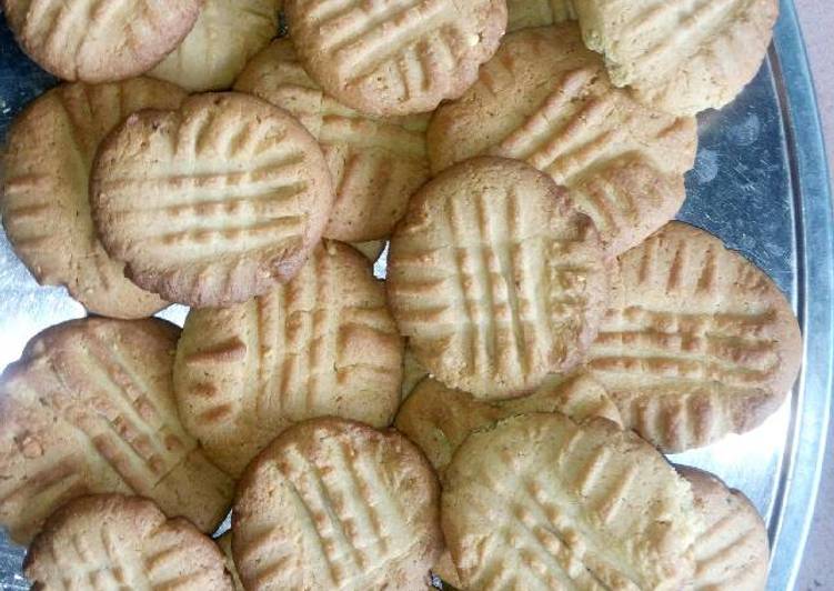 Easiest Way to Prepare Speedy Peanut butter and lemon rinds cookies