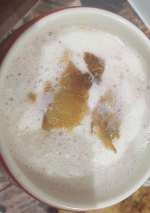 A picture of Kashmiri Chai.