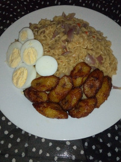 Indomie, Plantain da Dafaffeyar Kwai ainihin hoton girkin