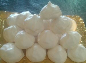 Una foto de Merengue francés...para hacer merenguitos al horno..!!