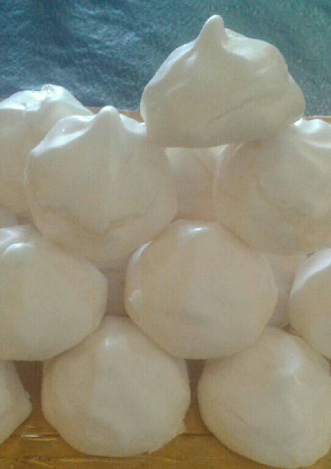 Una foto de Merengue francés...para hacer merenguitos al horno..!!