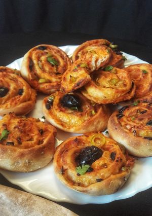 صورة لوصفة دوائر البيتزا Pizza rolls