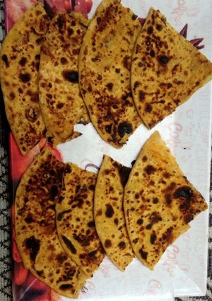 आलू प्याज़ का पराठा (aloo pyaz ka paratha recipe in Hindi) रेसिपी मुख्य फोटो
