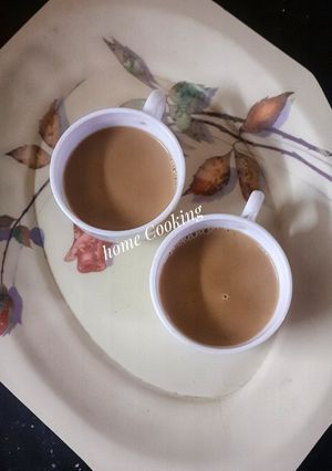 मसाला चहा (Masala Chai Recipe In Marathi) रेसिपी चे मुख्य फोटो