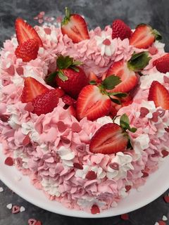 Una foto de 🍓 PASTEL DE TRES LECHES 🍓