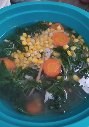 Foto resep Sayur bening bayam + wortel + jagung manis
