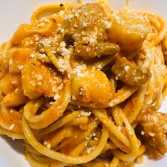 A picture of Quick Bay Scallops with Spaghetti.