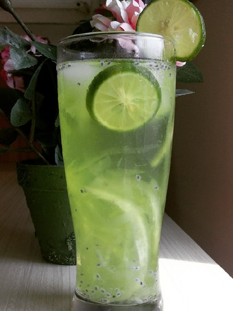 Cara Buat Es Melon dan Timun serut jeruk nipis Menu Enak