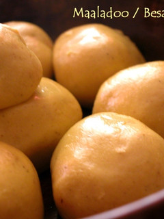 A picture of 5 Minute Besan Laddoos.