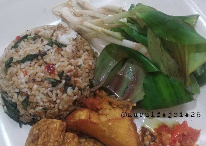 Nasi Tutug Oncom