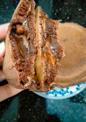 Hình của món Pancakes nhân socola tan chảy.