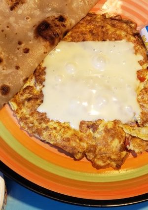 A picture of Cheesy omelette.