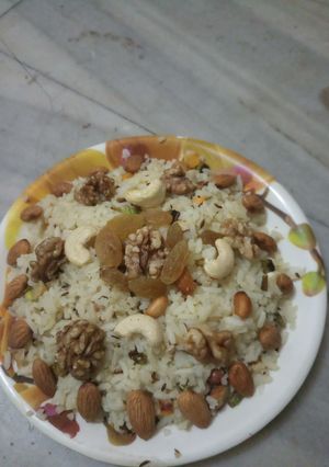 खट्टी मीठी पुलाव (khatti meethi pulao recipe in Hindi) रेसिपी मुख्य फोटो