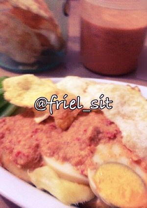 Foto resep Rujak penganten