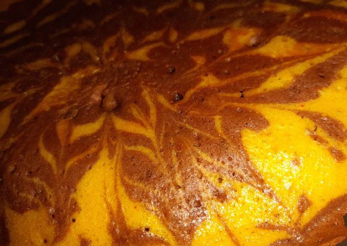 Recipe of Perfect Flower design chocolate vanilla cake in pan. in just 10 mins