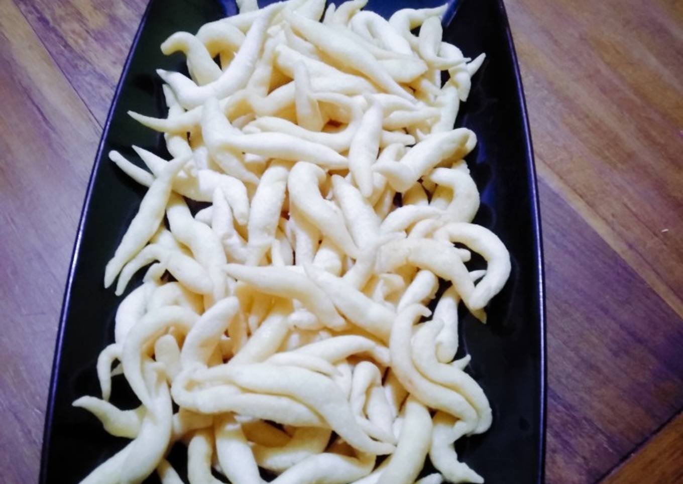 Kue Bolot atau gabus kriuk