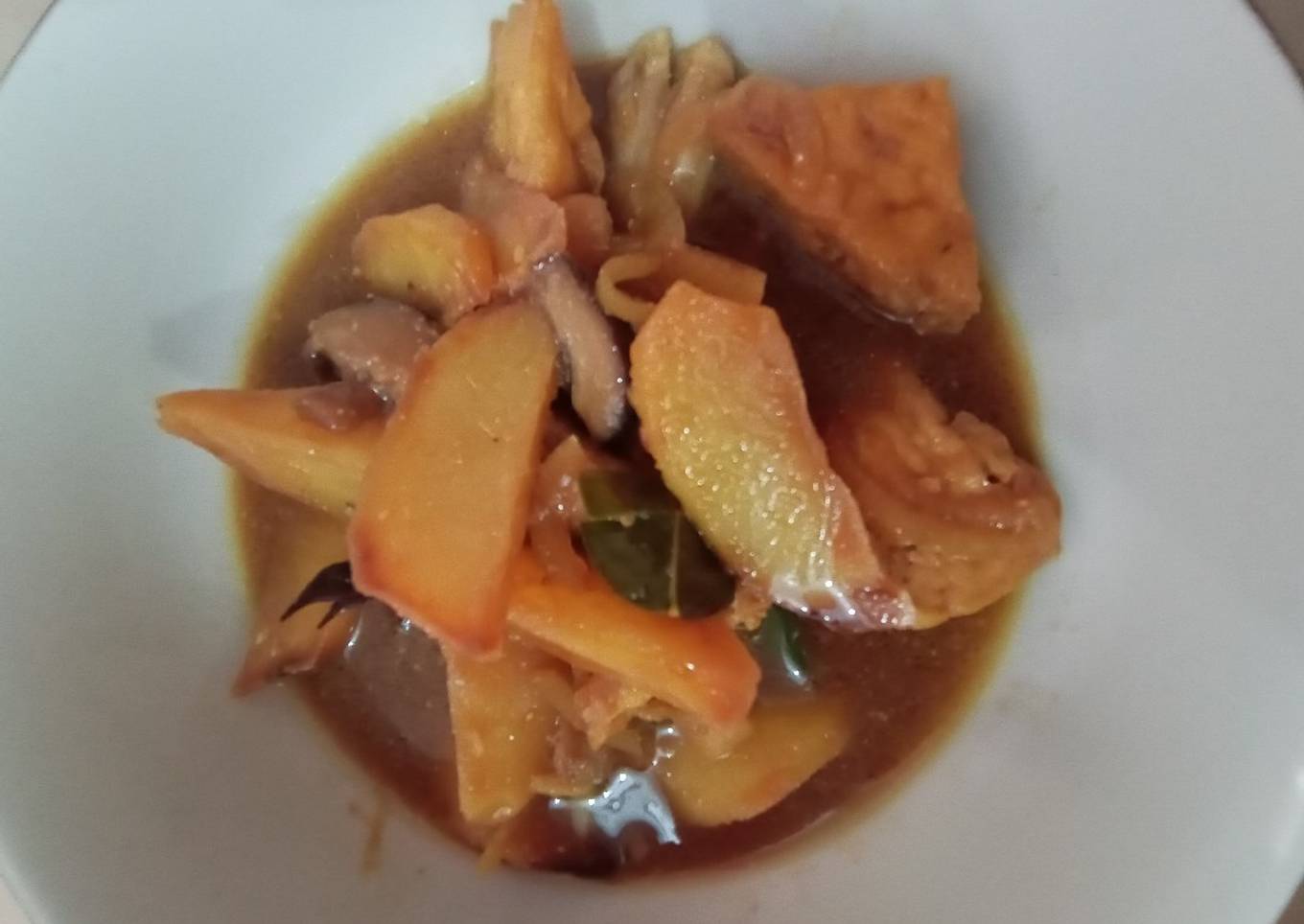 Semur kentang tahu plus jamur Shitake