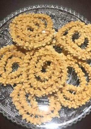 A picture of Baked chakli.
