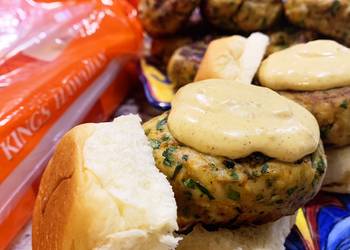 Easiest Way to Recipe Tasty Bombay Sliders with Curry Sauce