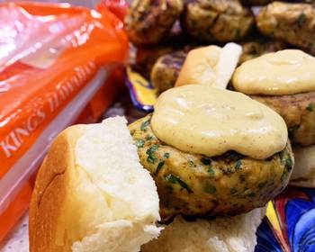 Update, Serving Recipe Bombay Sliders with Curry Sauce Delicious and Healthy