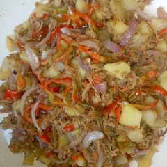 A picture of Samosa fillings.