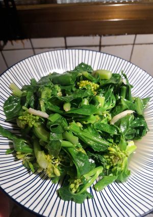 蒜炒芥藍 的食譜成品照片