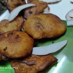 A picture of Atta ki meethe pooue.