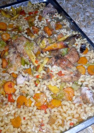 A picture of Jollof Macaroni.