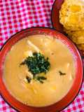 Crema de zapallo con pollo y queso