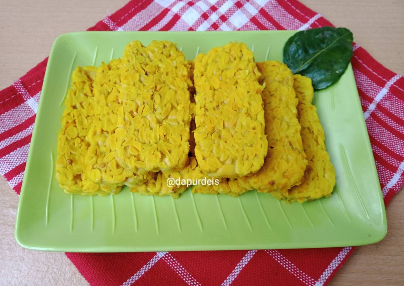 Tempe Ungkep Bumbu Kuning