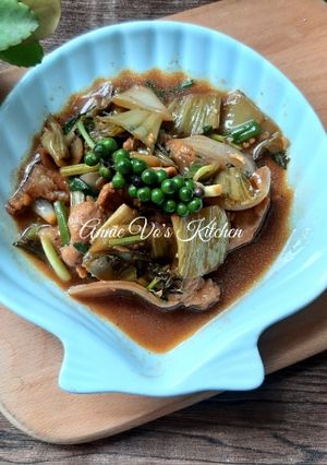 Hình của món Thịt kho dưa cải.