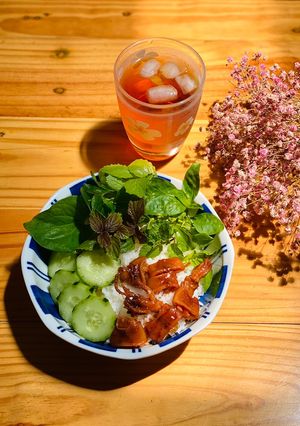 Hình của món Cơm Mực Muối Ram Me.