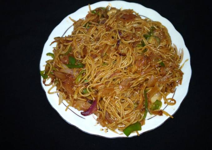 Simple Way to Make Speedy Chow mein