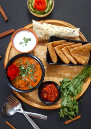 દિવાની હાંડી (Diwani Handi Recipe In Gujarati) રેસીપી મુખ્ય ફોટો