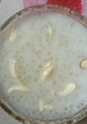 A picture of Sabudana ki kheer.