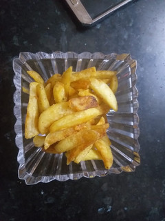 फ्रेंच फ्राइज (french fries recipe in hindi) रेसिपी मुख्य फोटो