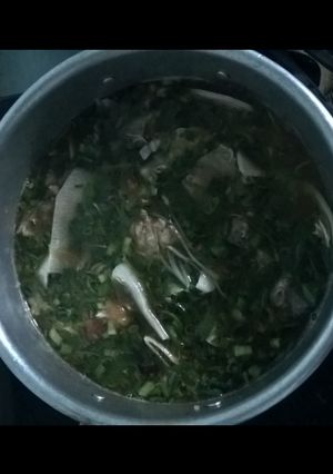 Hình của món Đầu cá hồi nấu măng.