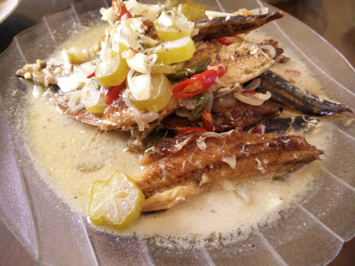 Cara Gampang Menyiapkan Pindang Bumbu Rujak yang Lezat Sekali