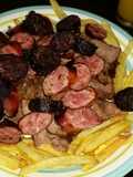 Parrillada Sencilla y Rápida con chorizo, morcilla y papas frita
