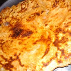 Aalo paratha A picture of Aalo paratha.