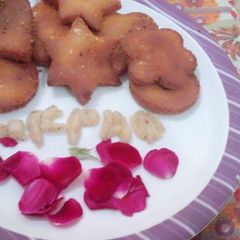 A picture of Meethi tikiyan.