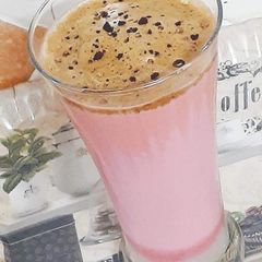A picture of Dalgona coffee.