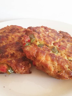 Una foto de Hamburguesas de jurel y verduras