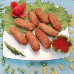 A picture of Lebnaese kebab.