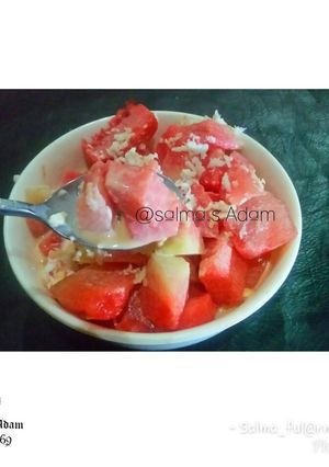 A picture of Simple fruit salad.