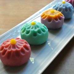 A picture of Nerikiri Wagashi: "Kiku" (Chrysanthemum) 2.