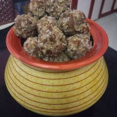 A picture of Sugar free dry fruits ladoo.