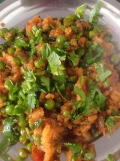 पोहा (poha recipe in Hindi) रेसिपी मुख्य फोटो